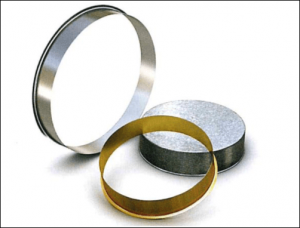 Dank der neuen Dichtungen sowie der SKF-Speedi-Sleeve-Reparaturhülsen laufen die Rollgänge bei U.S. Steel nun deutlich reibungsloser. (Bilder: U.S. Steel/SKF)